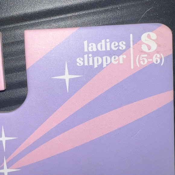 MOODPOP Mushroom Slippers - Picture 5 of 5